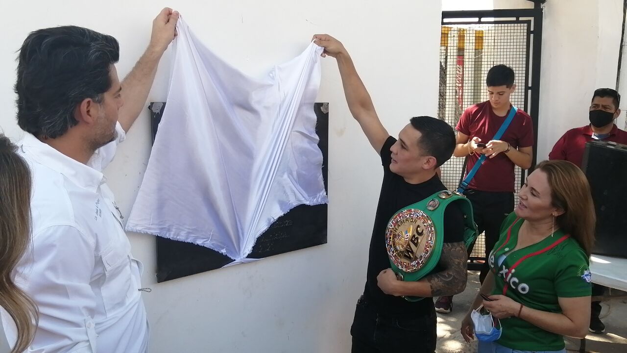 Oscar Valdez